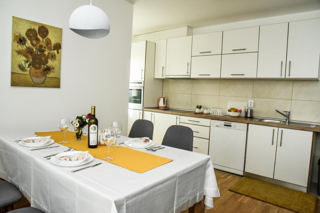 Suncokret Apartmani Loznica Exterior foto